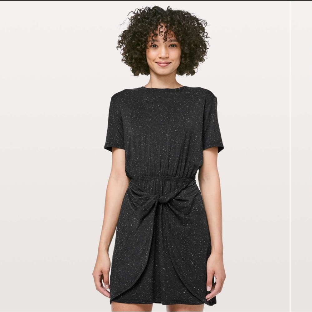 Lululemon unwind your mind black tshirt dress size 4